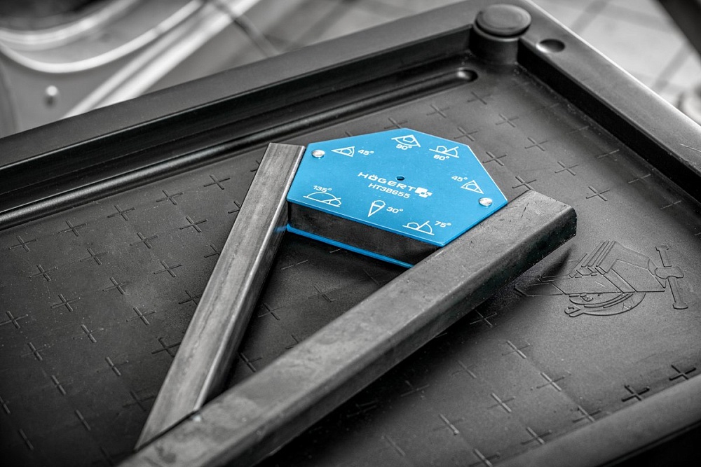 HOEGERT Магнит для сварочных работ, 190*122*27